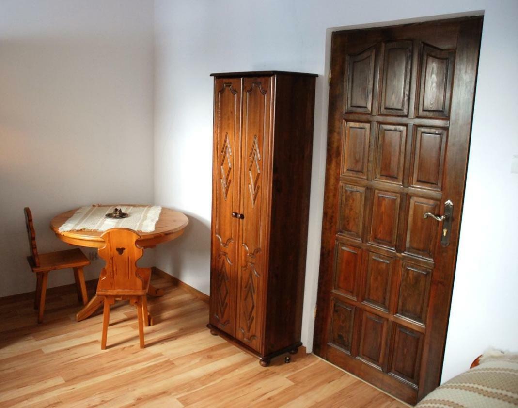 Agroturystyka Leszczynowy Dworek Ponikwa  エクステリア 写真